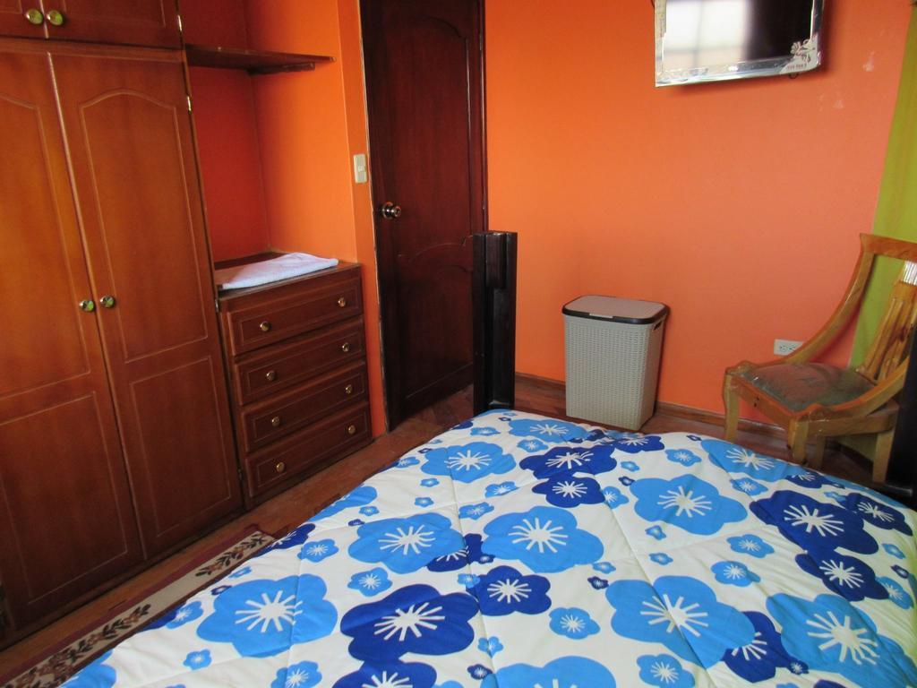 Hostel Sendero De Volcanes Latacunga Szoba fotó