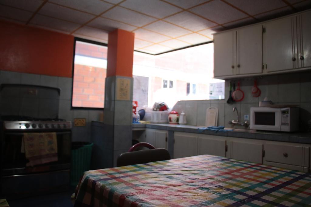 Hostel Sendero De Volcanes Latacunga Kültér fotó