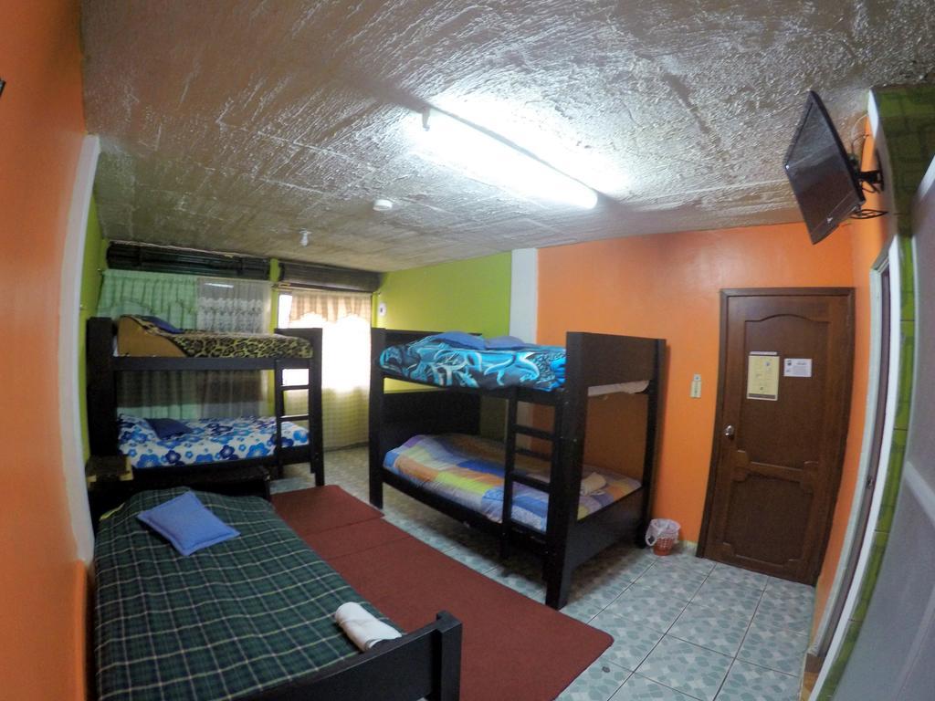 Hostel Sendero De Volcanes Latacunga Kültér fotó