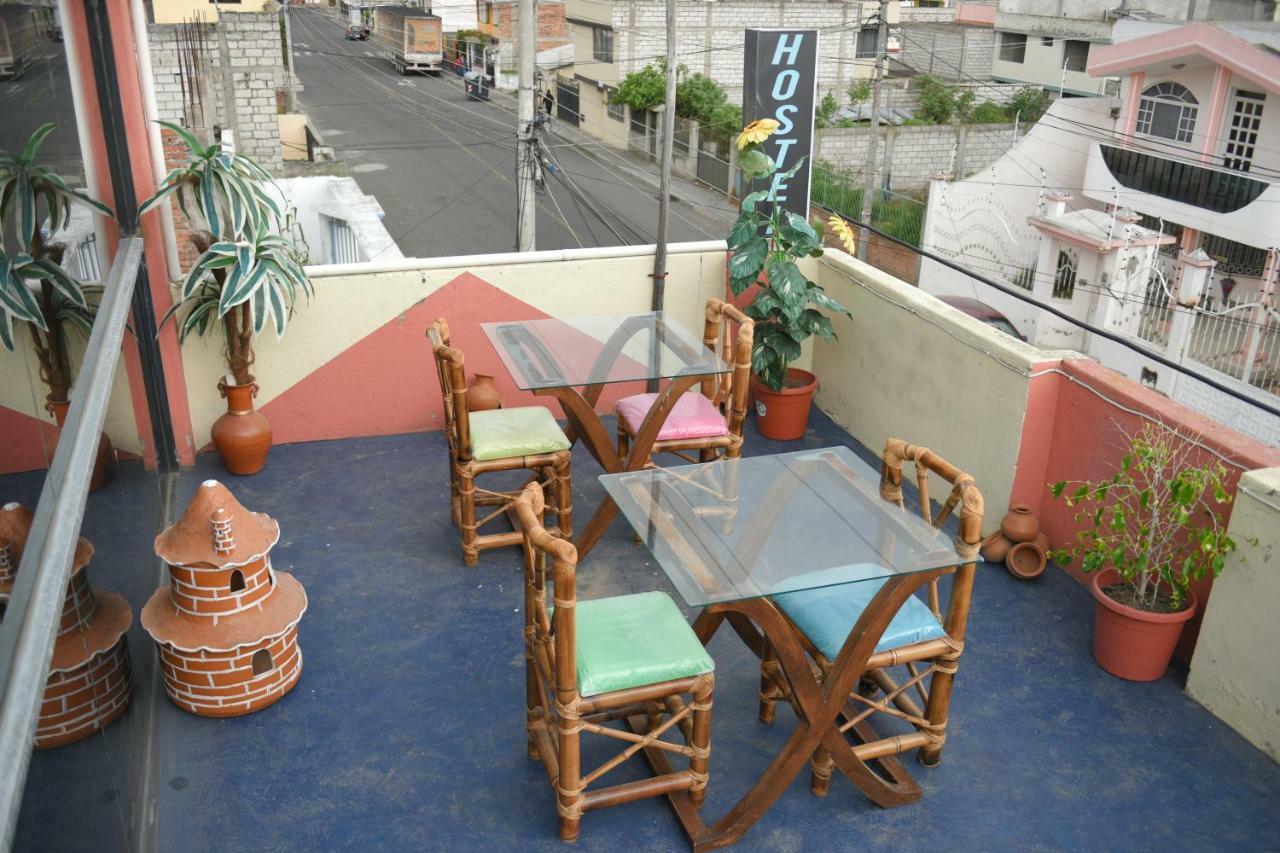 Hostel Sendero De Volcanes Latacunga Kültér fotó