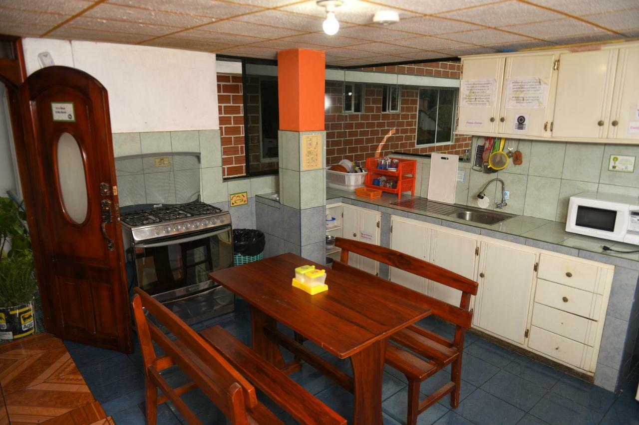 Hostel Sendero De Volcanes Latacunga Kültér fotó