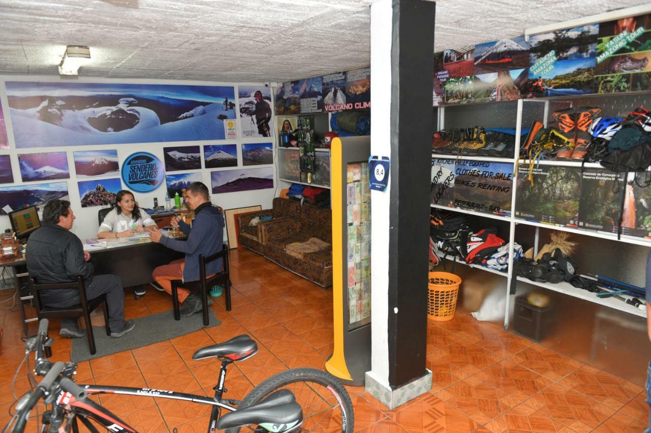 Hostel Sendero De Volcanes Latacunga Kültér fotó